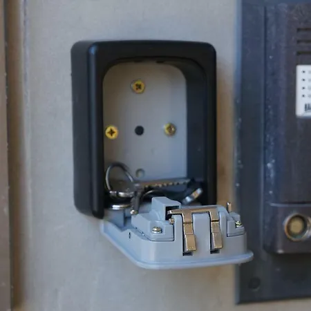 Lauteri Apart Free Parking Self Check-in 24h Appartamento